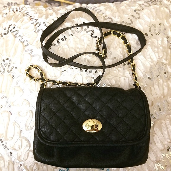 Aeropostale Handbags - Black crossbody purse